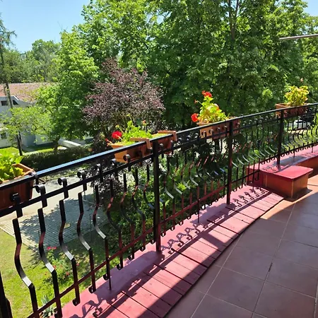 Club Topaz Apartmanhotel 4*
