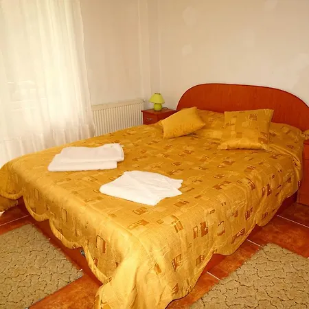 Aparthotel Club Topaz 4*