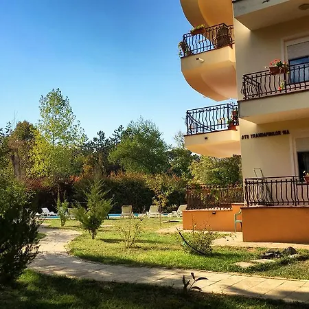Club Topaz Нептун