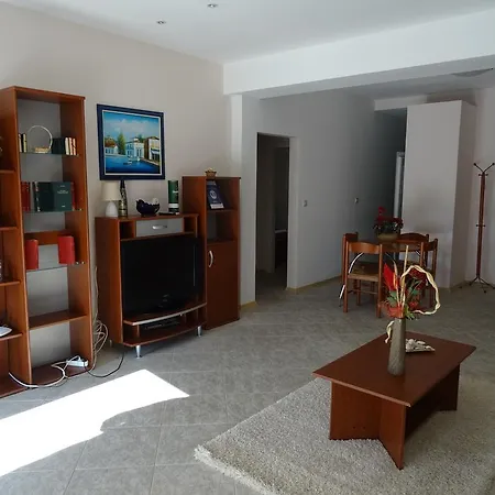 Club Topaz Aparthotel Neptun