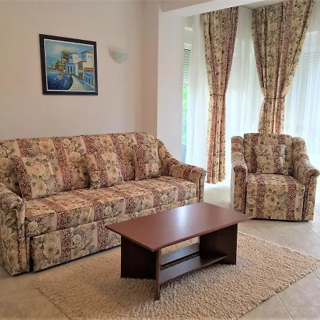 Aparthotel Club Topaz Neptun